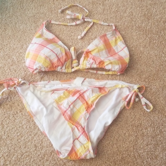 Old Navy 2 piece bathing suit bundle - Picture 4 of 5
